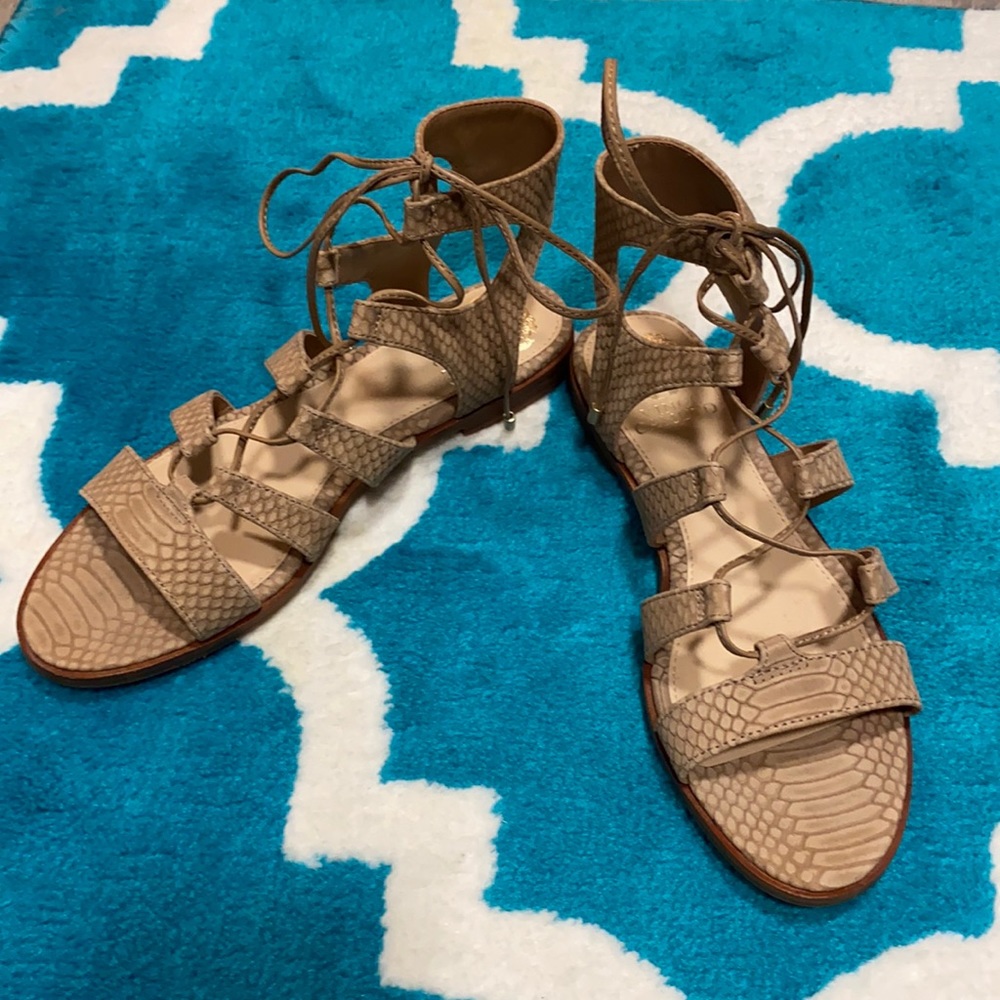 Gladiator flats